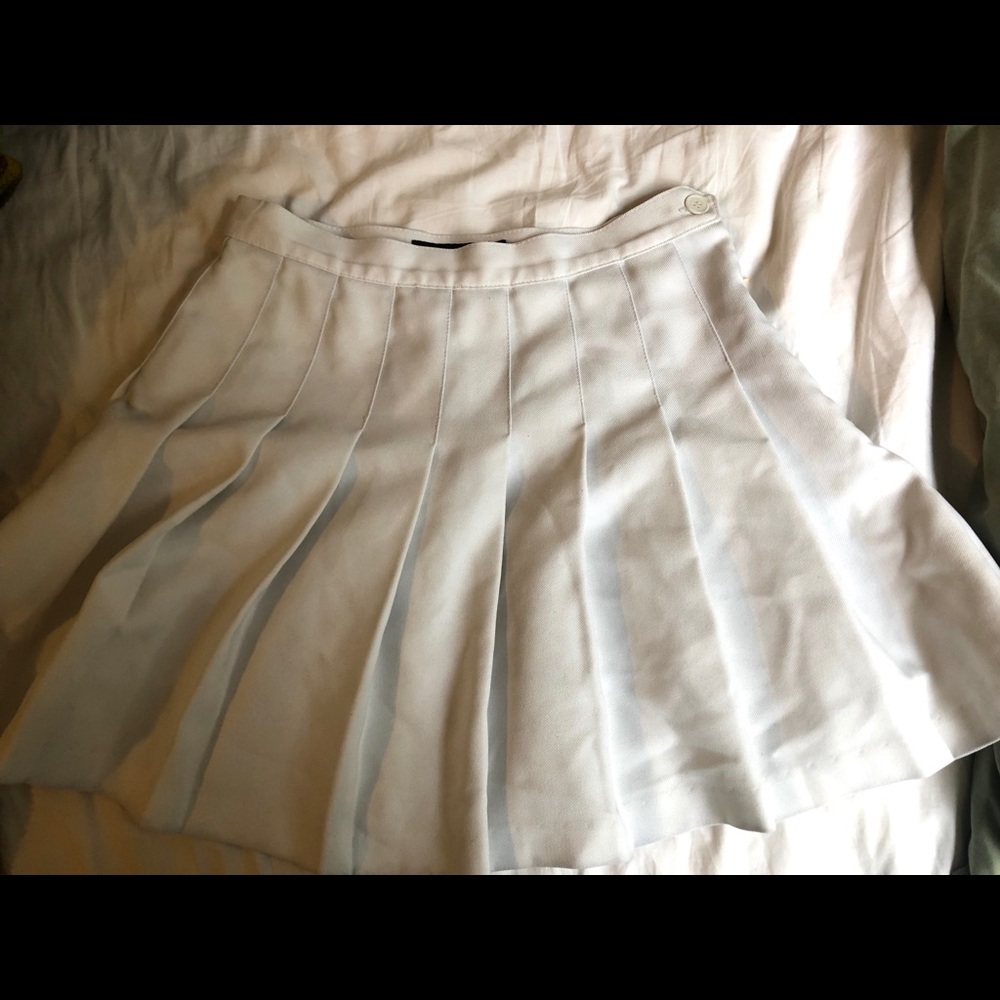 ✨AMERICAN APPAREL TENNIS SKIRT✨